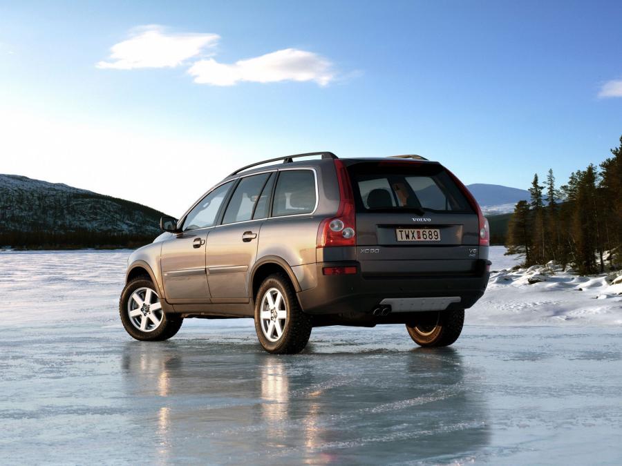  Volvo XC90 V8 2005 года  (фото 25 из 29)